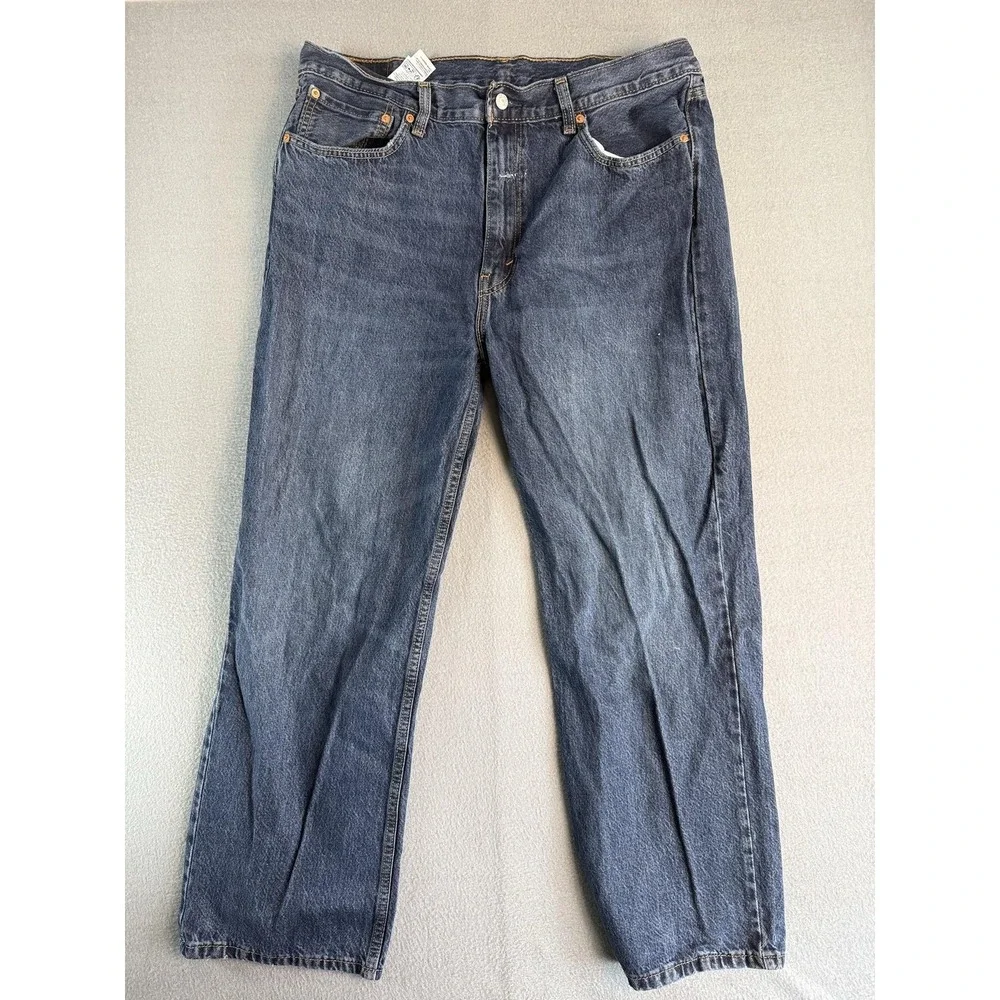 Levi's 565 Jeans Mens 38x32 Med Wash Blue Relaxed Straight Distressed Denim